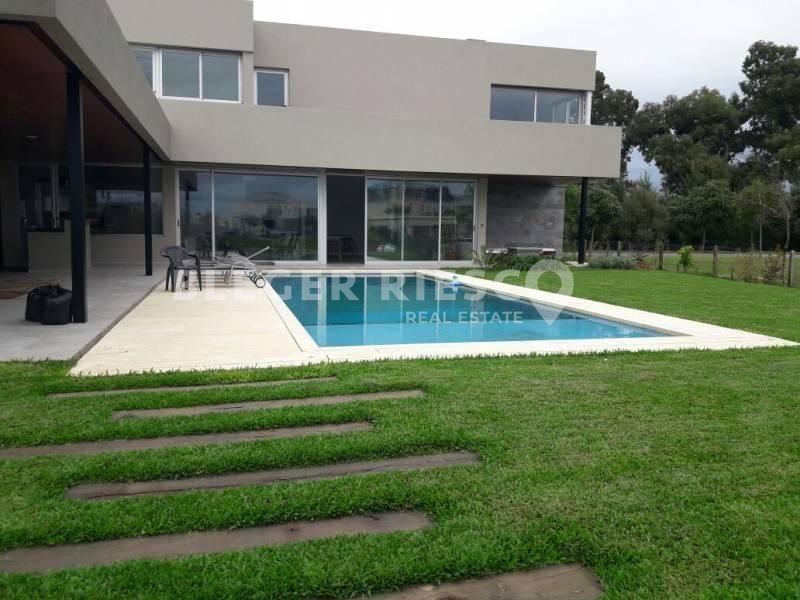 #5100552 | Rental | House | El Yacht (Bleger-Riesco Real State)