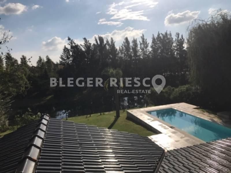 #4573133 | Alquiler | Casa | Los Castores (Bleger-Riesco Real State)