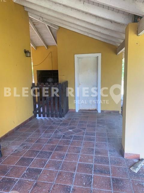 #5384778 | Venta | Casa | Santa Catalina (Bleger-Riesco Real State)