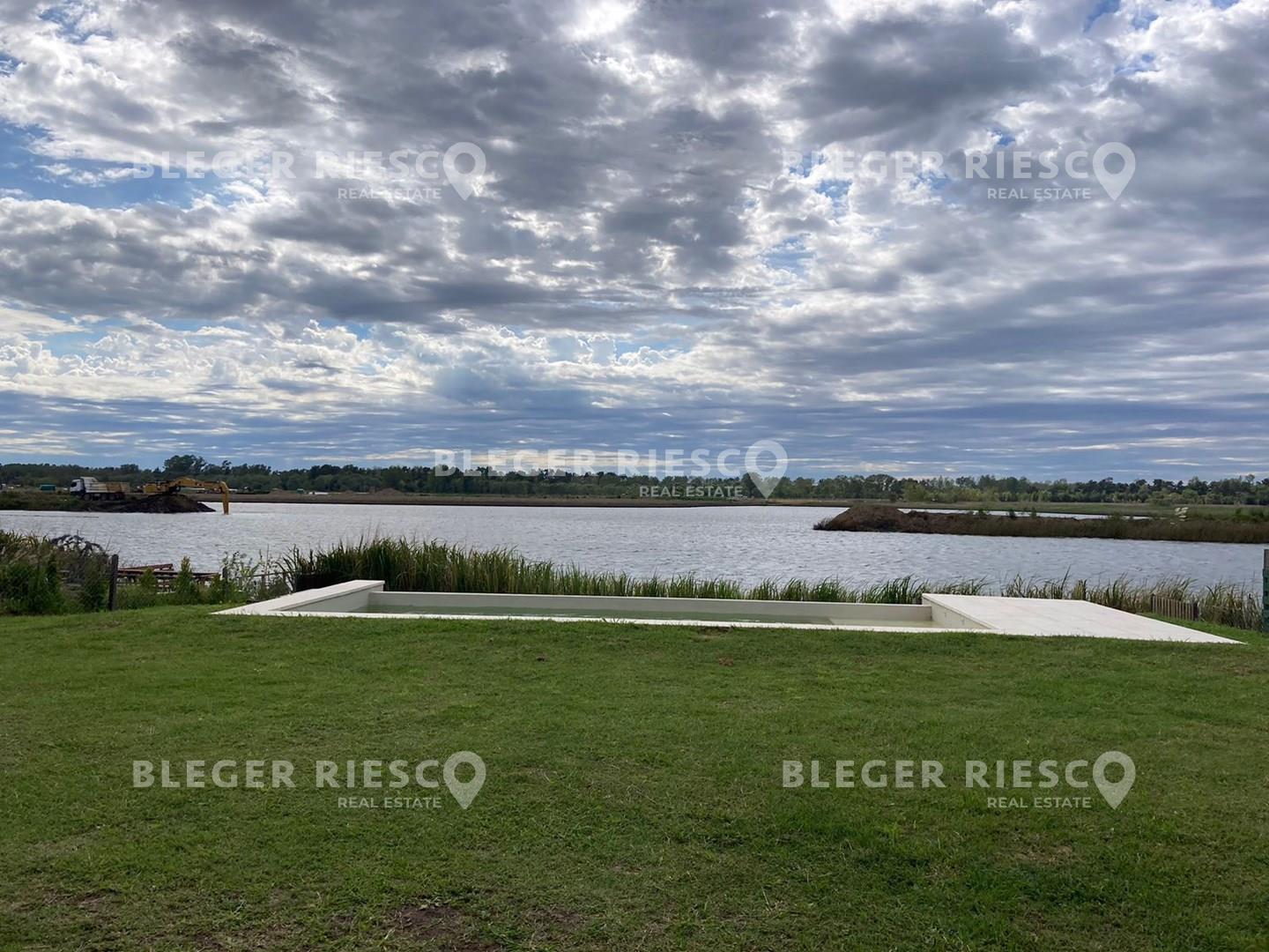 #4970257 | Rental | House | Puertos del Lago (Bleger-Riesco Real State)