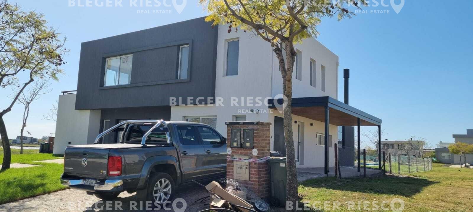 #3994832 | Venta | Casa | Puertos del Lago - Barrio Vistas (Bleger-Riesco Real State)