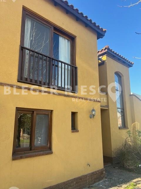 #5384788 | Venta | Casa | Barrancas De San Jose (Bleger-Riesco Real State)