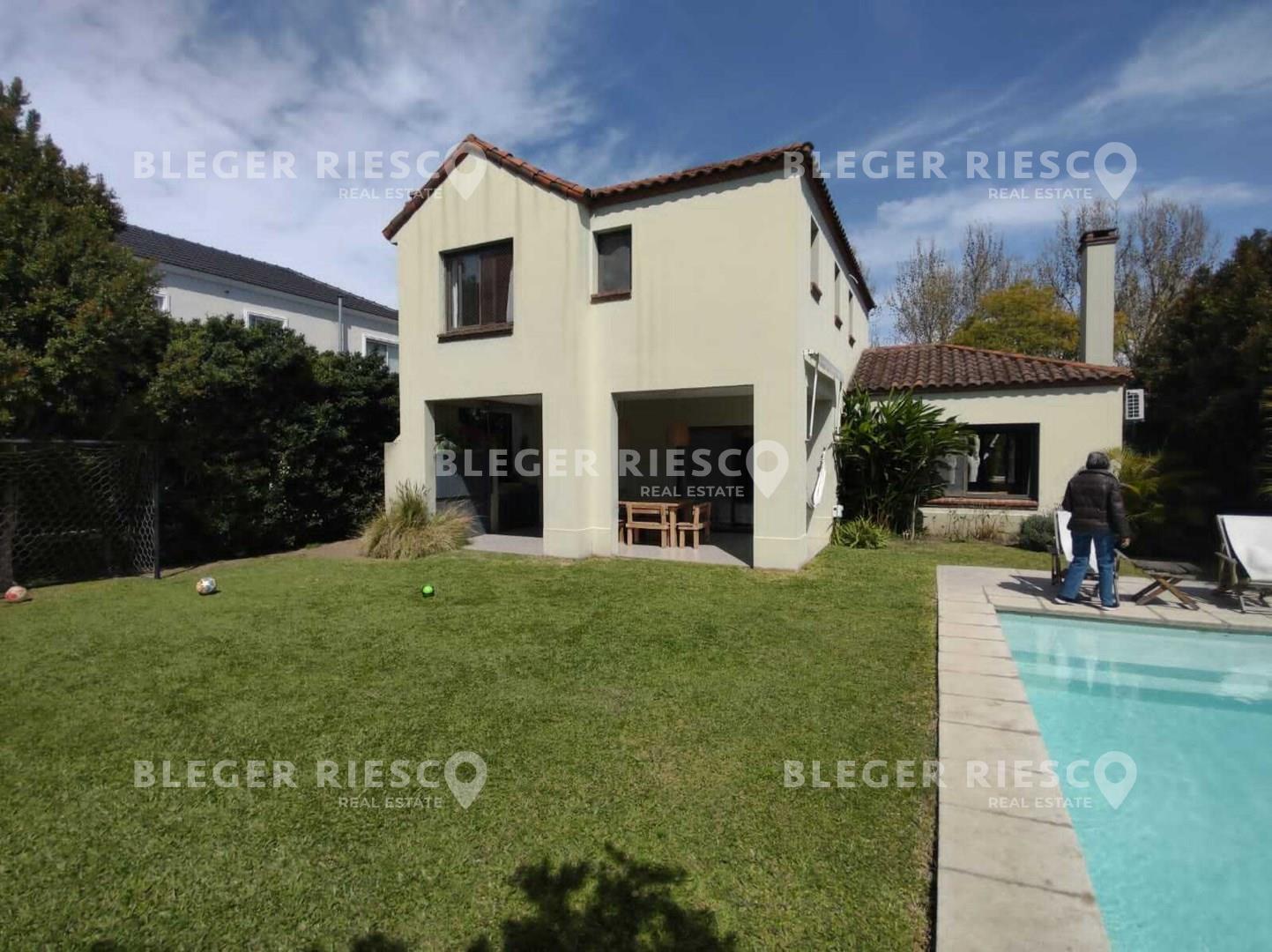 #4573143 | Alquiler | Casa | Greenlands (Bleger-Riesco Real State)