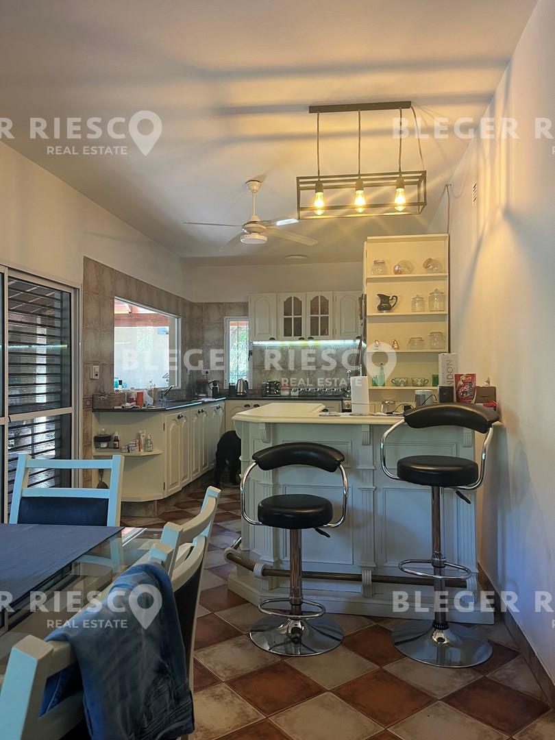 #4899487 | Sale | House | Escobar (Bleger-Riesco Real State)