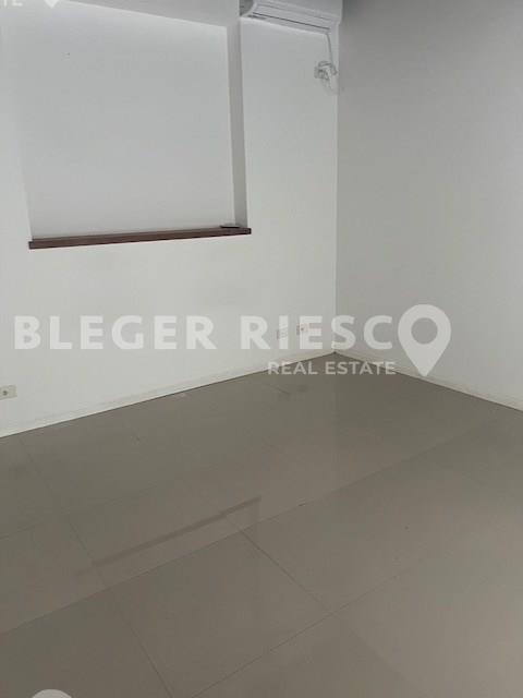 #4966404 | Rental | House | Talar Del Lago II (Bleger-Riesco Real State)
