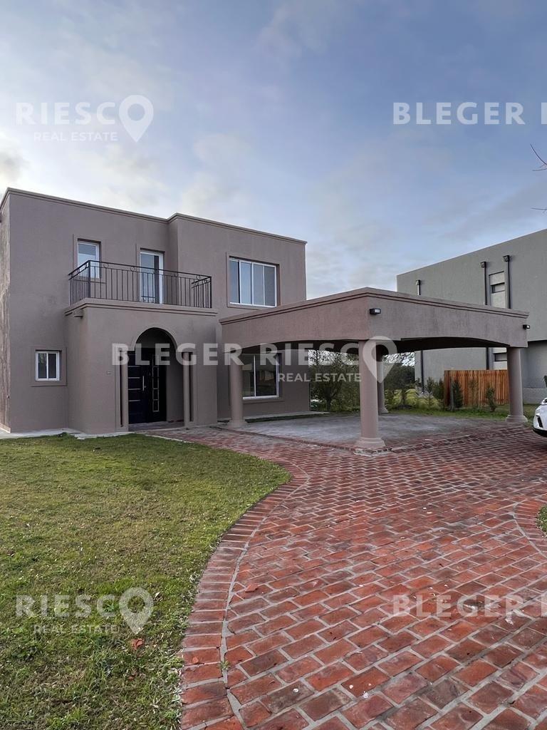 #5384796 | Sale | House | El Cantón - Barrio Golf (Bleger-Riesco Real State)