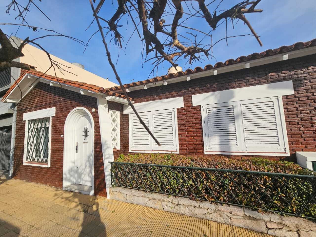 #5366731 | Venta | Casa | Haedo (Bocchino Propiedades)