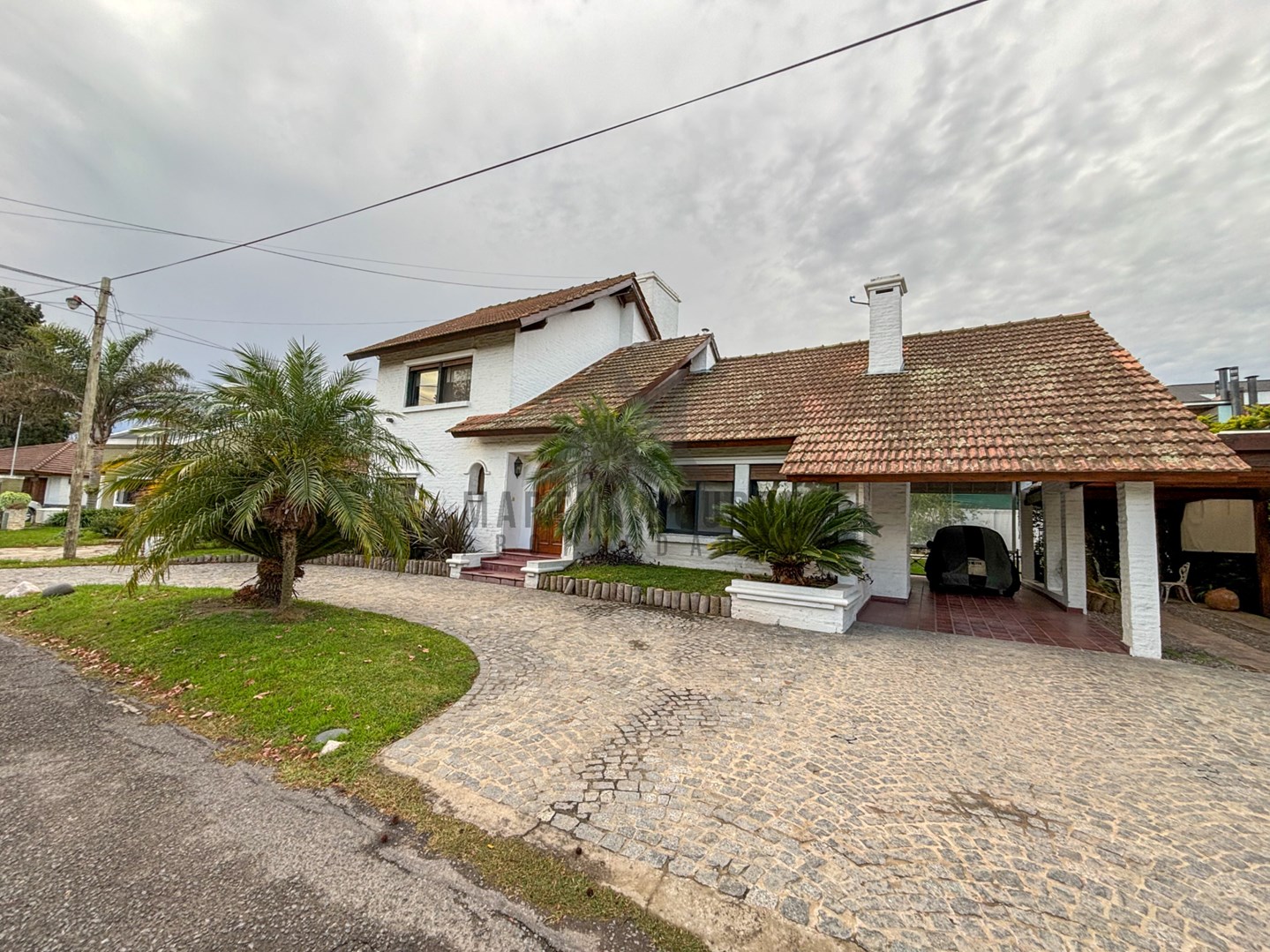 #5245454 | Sale | House | Champagnat (Martha Bourre)