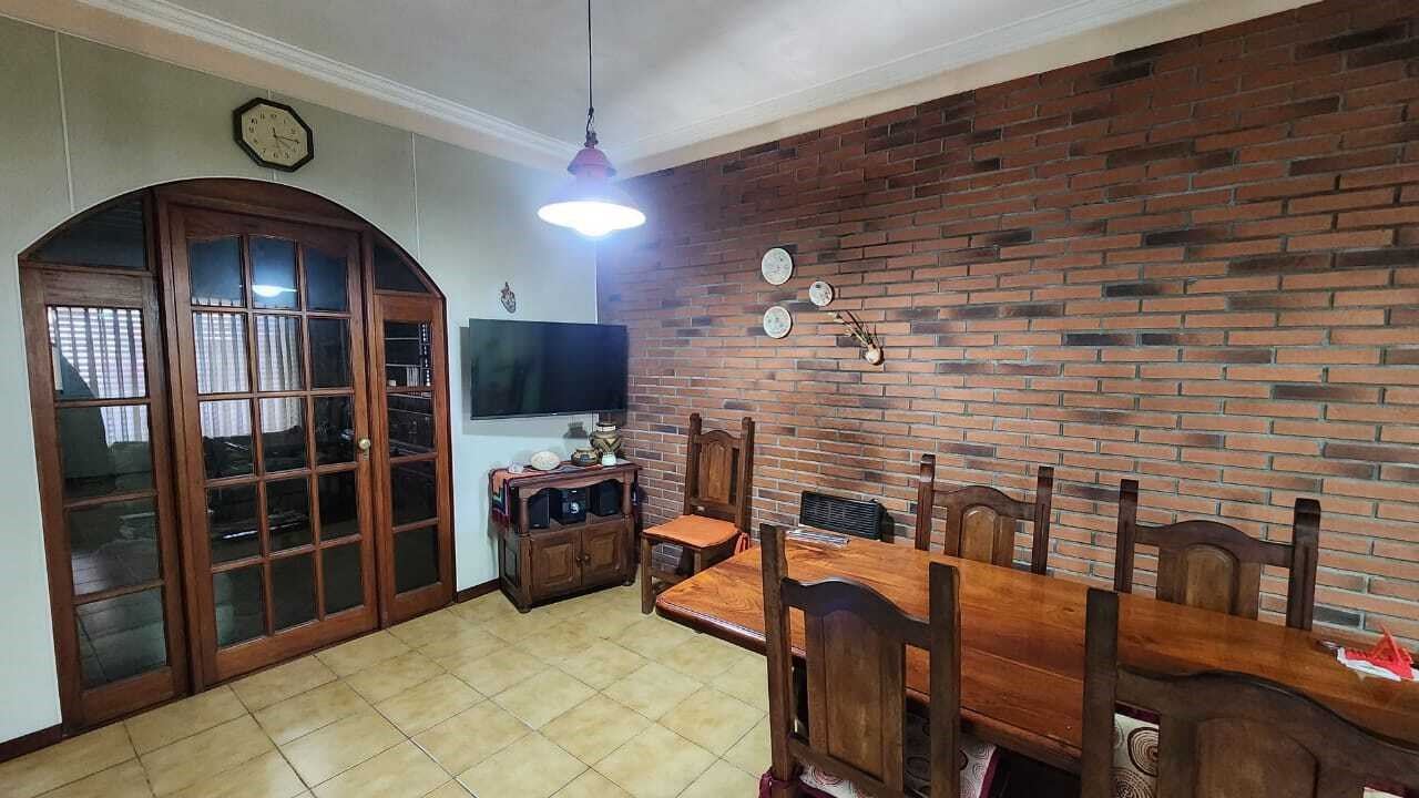 #5315429 | Venta | Casa | Merlo (Castro Bienes Raices)