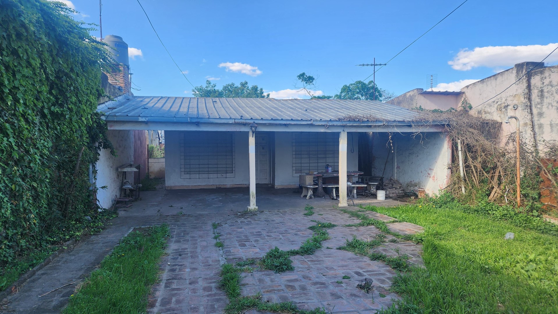 #5396415 | Venta | Casa | Merlo (Castro Bienes Raices)