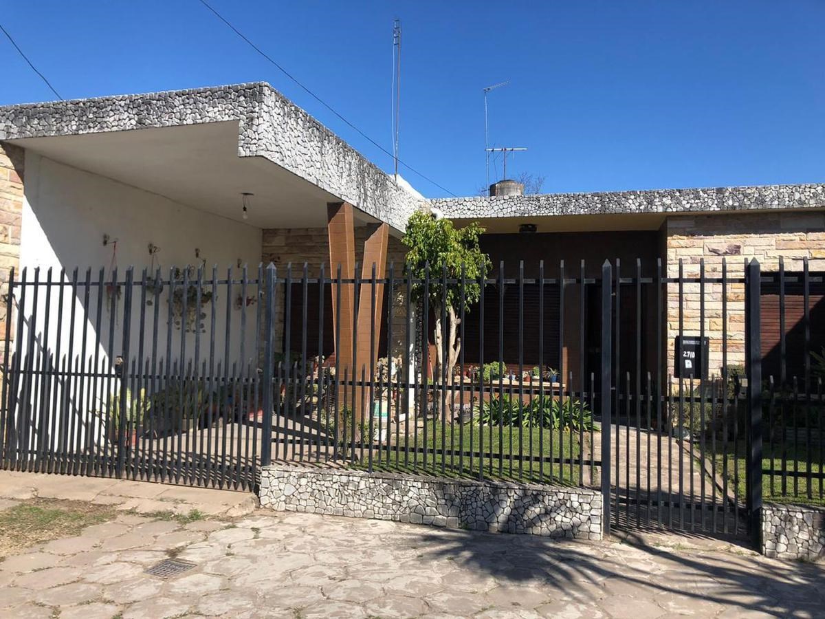 #5428881 | Venta | Casa | Merlo (Castro Bienes Raices)