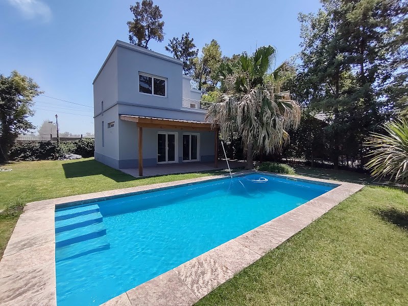 #5110480 | Venta | Casa | Argentina (COELLA PROPIEDADES)