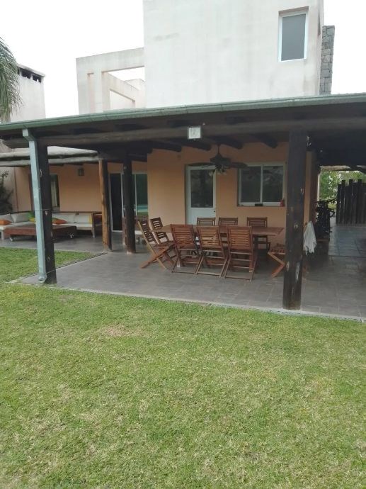 #4468296 | Venta | Casa | Santa Catalina (Diego Vichi Zona Norte)