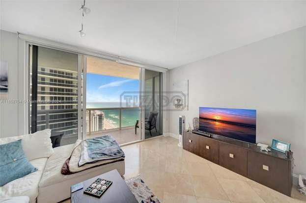 #5383631 | Sale | Apartment | Miami (Tizado)