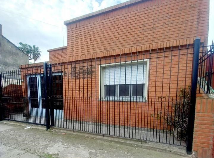 #5379452 | Venta | Casa | Ezpeleta Este (Grimaux Bienes Raíces)