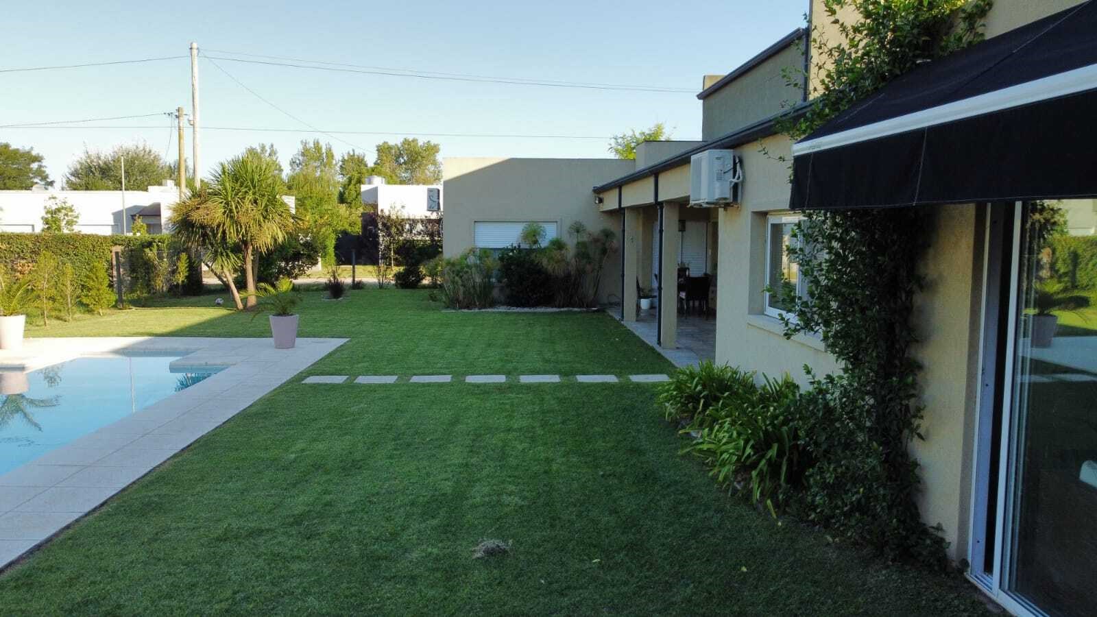 #4848269 | Sale | House | Navarro (Gregori Bienes Raices)