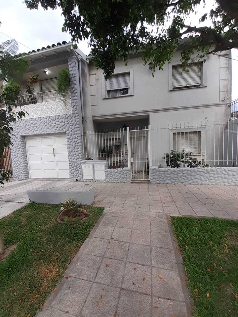 #5345061 | Sale | House | Lomas De Zamora (Gallelli Propiedades)