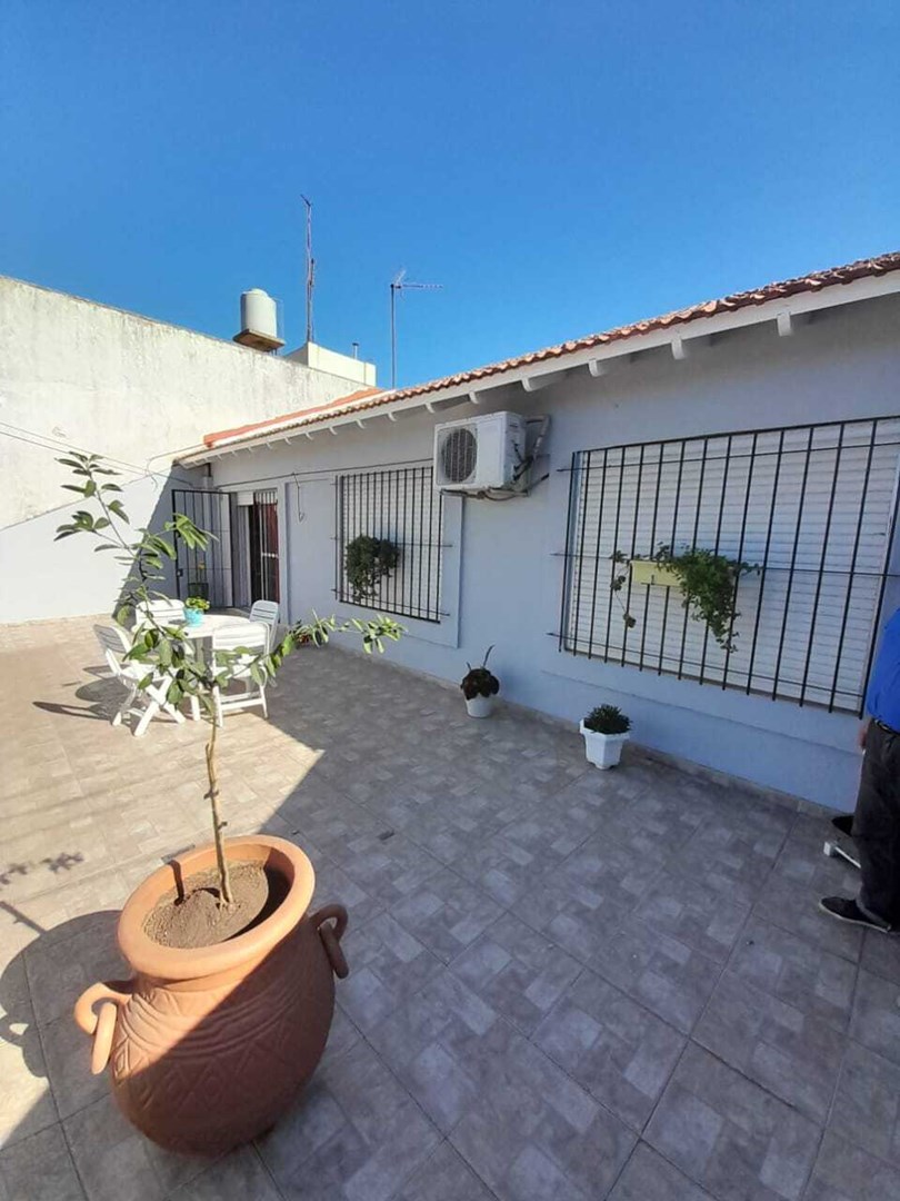 #4043761 | Venta | Casa | 9 De Abril (Juan Gonzalez Inmobiliaria)