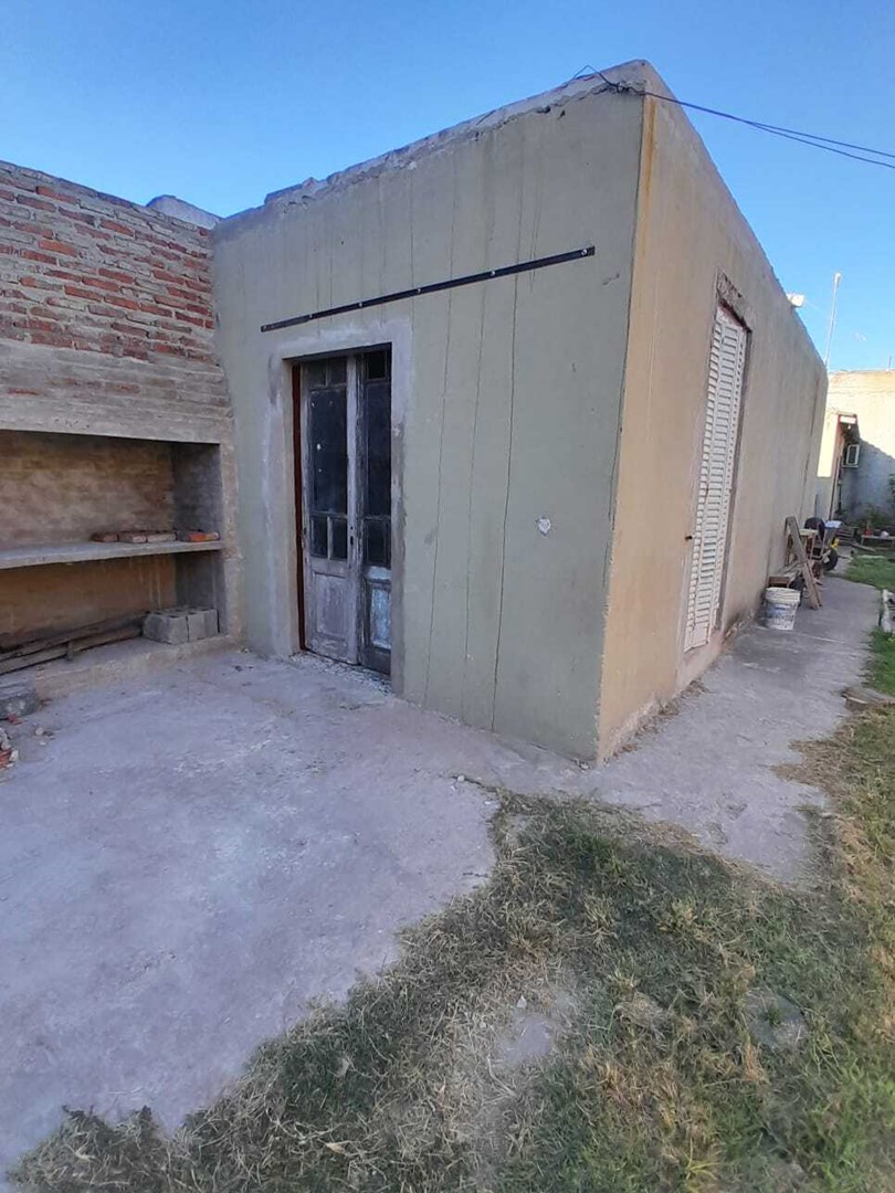 #5350296 | Venta | Casa | 9 De Abril (Juan Gonzalez Inmobiliaria)