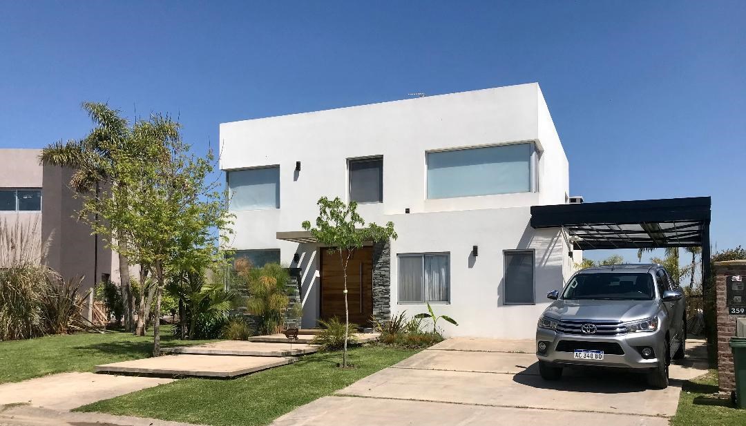 #5396428 | Venta | Casa | San Rafael (Jaquelina Magnuski Negocios Inmobiliarios)