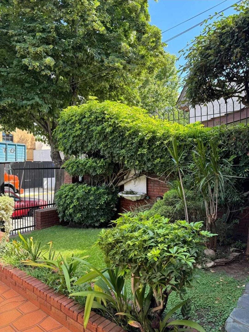 #5488271 | Venta | Casa | Saavedra (L.A. Propiedades)