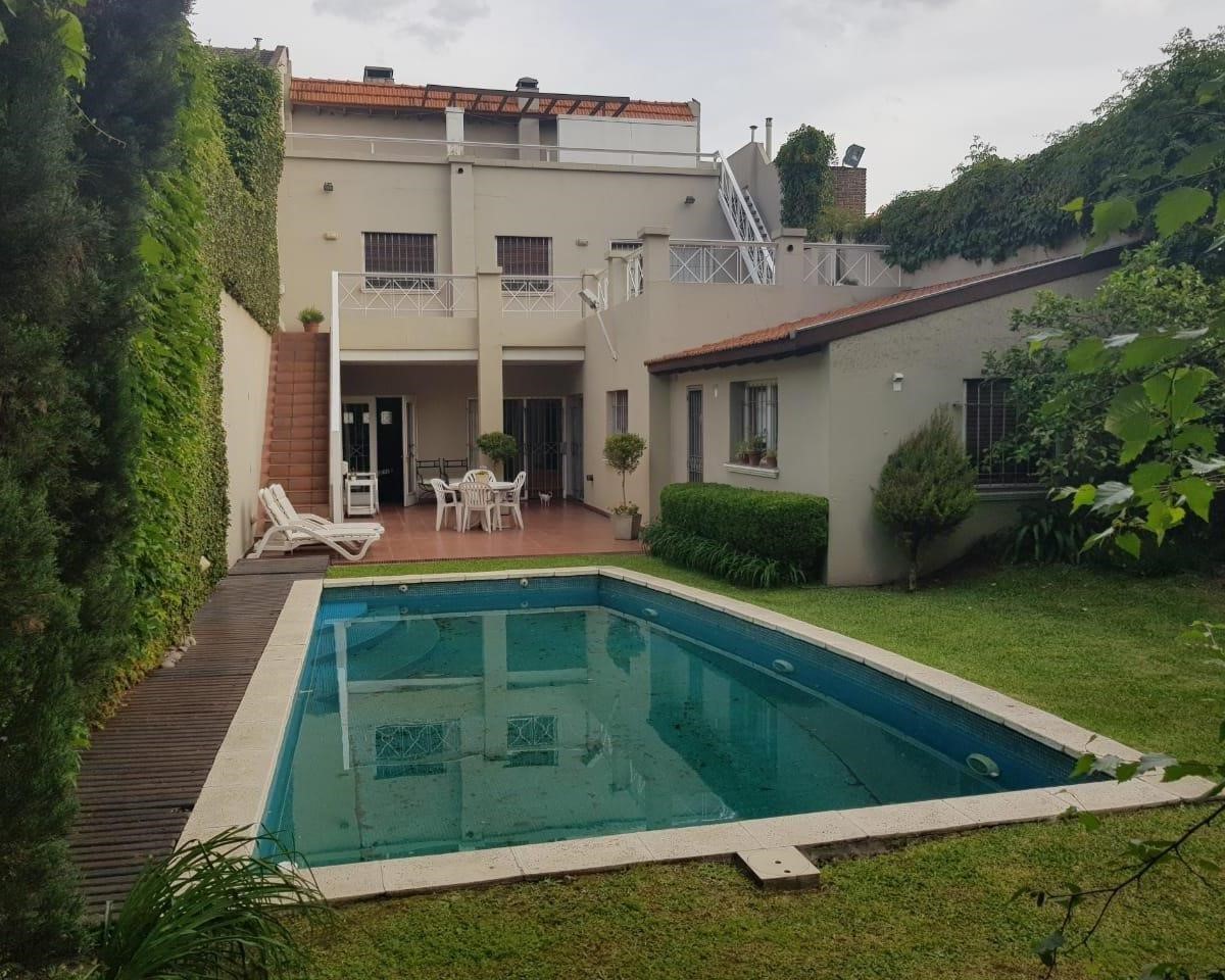 #5467947 | Alquiler | Casa | Ramos Mejia (Luis Scagliola Broker Inmobiliario)