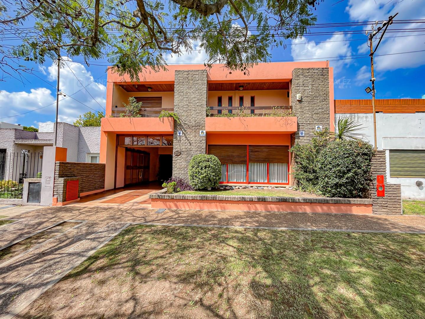 #3996289 | Venta | Casa | Jauregui Jose Maria (Gonzalez Propiedades)