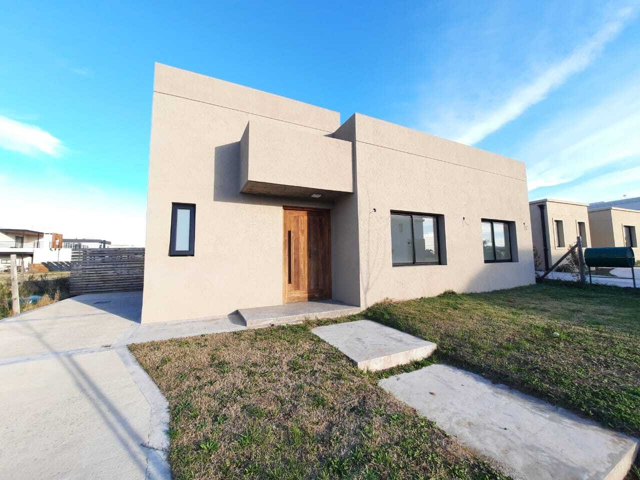 #5355273 | Venta | Casa | Santa Elisa (Martin Castro Propiedades)