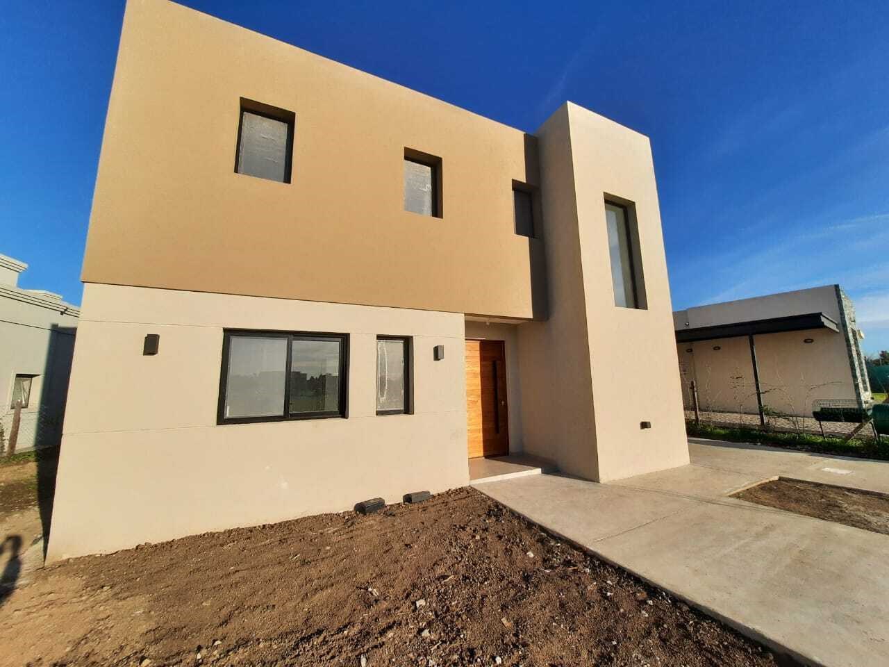 #5355808 | Venta | Casa | Santa Elisa (Martin Castro Propiedades)