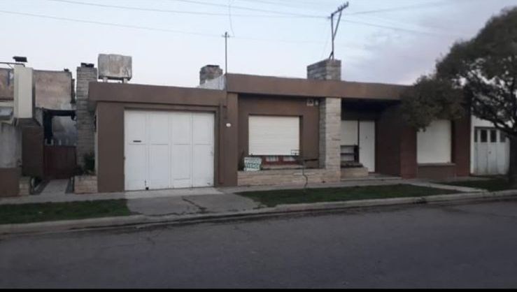 #5462860 | Venta | Casa | Coronel Suarez (Mariana Echeverria Bienes Raices)