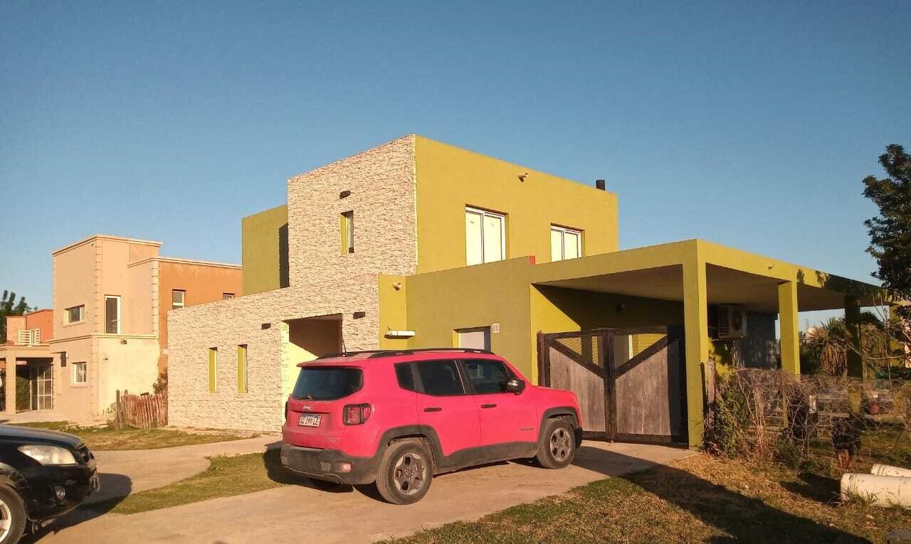 #5048385 | Venta | Casa | La Alameda (Mateos Estudio Inmobiliario)