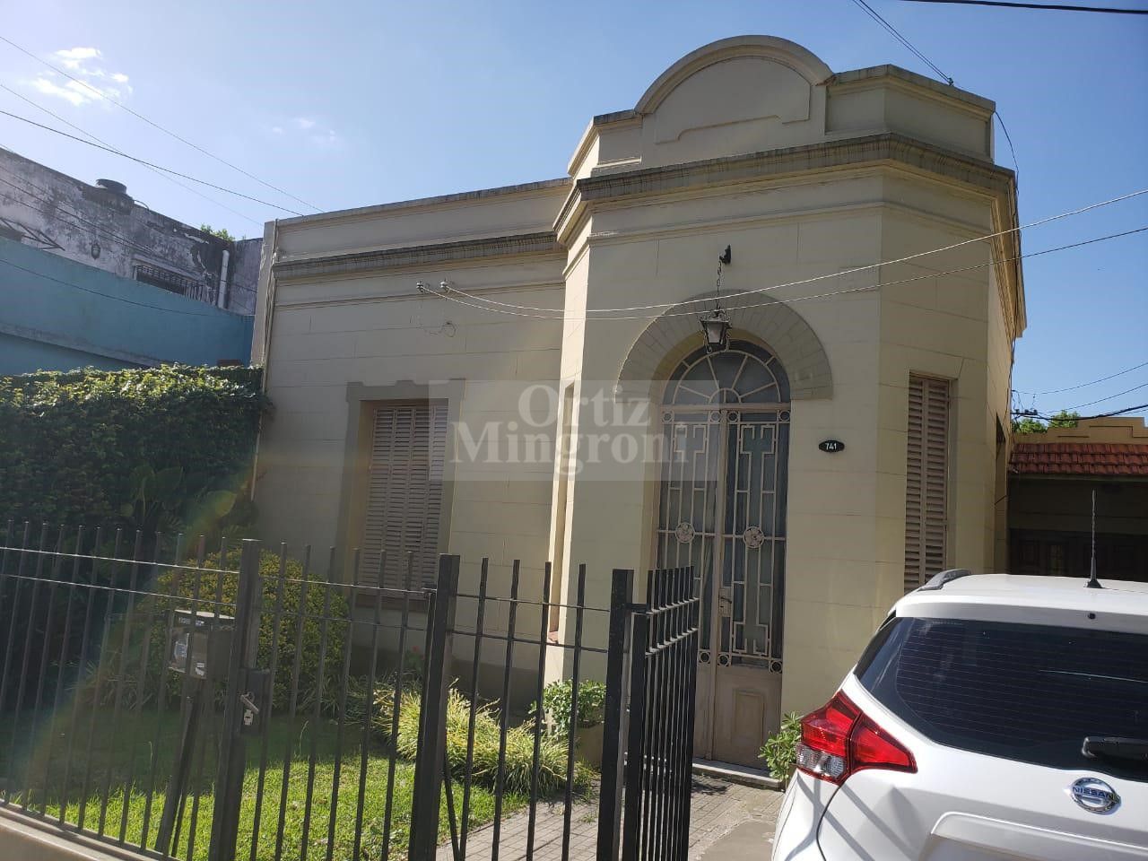 #4743304 | Venta | Casa | Burzaco (Ortiz Mingroni)