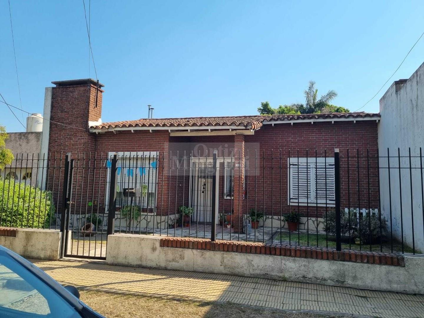 #4743386 | Venta | Casa | Lomas De Zamora (Ortiz Mingroni)