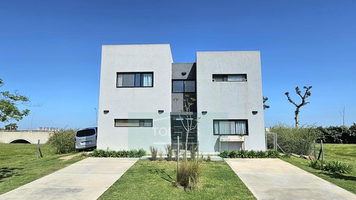 #5062799 | Alquiler | Casa | Acacias Blancas (Martin Todres Propiedades)