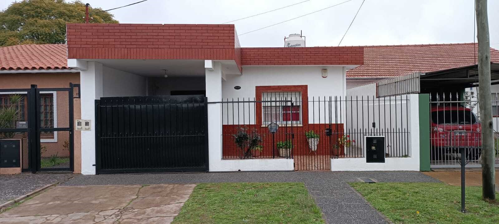 #4522801 | Sale | House | Berazategui (Inmobiliaria Noguera)