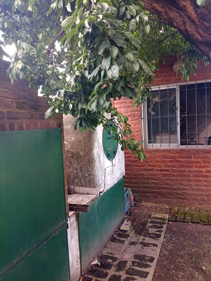 #5469604 | Venta | Casa | Quilmes Oeste (Nora M. Persini Negocios Inmbolibilarios)