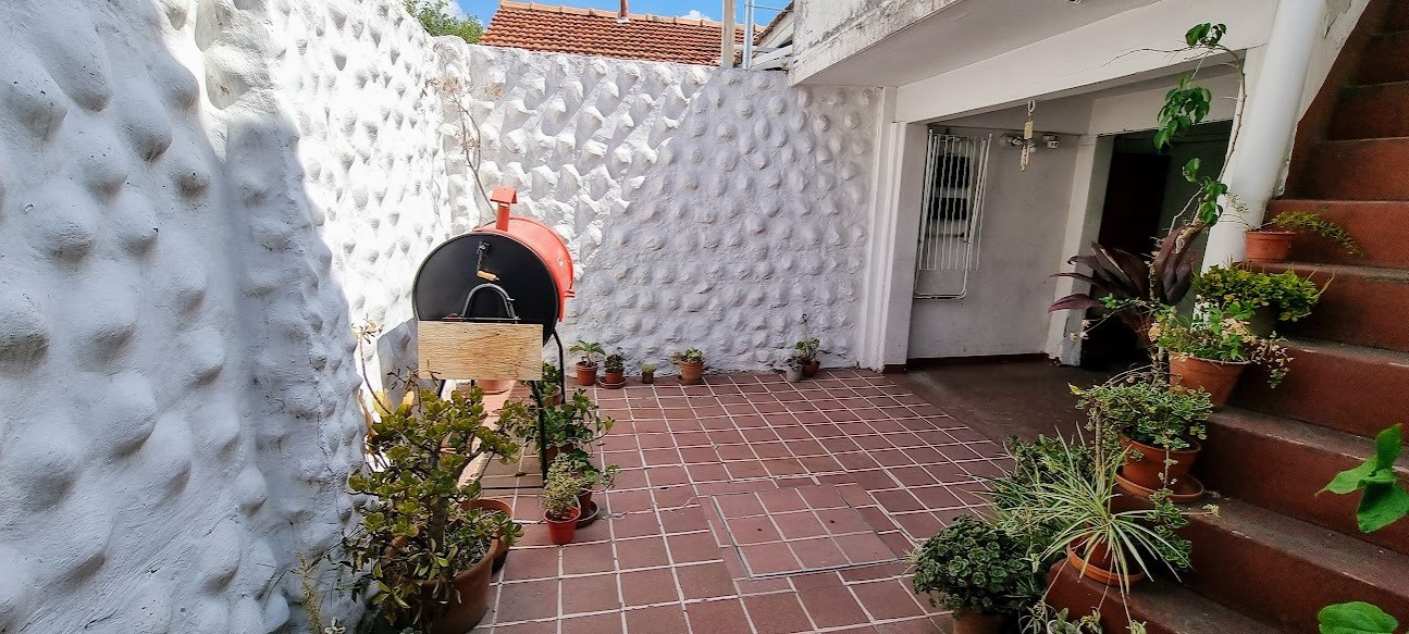 #5425573 | Rental | House | Villa Sarmiento (Leonardo Pereyra)