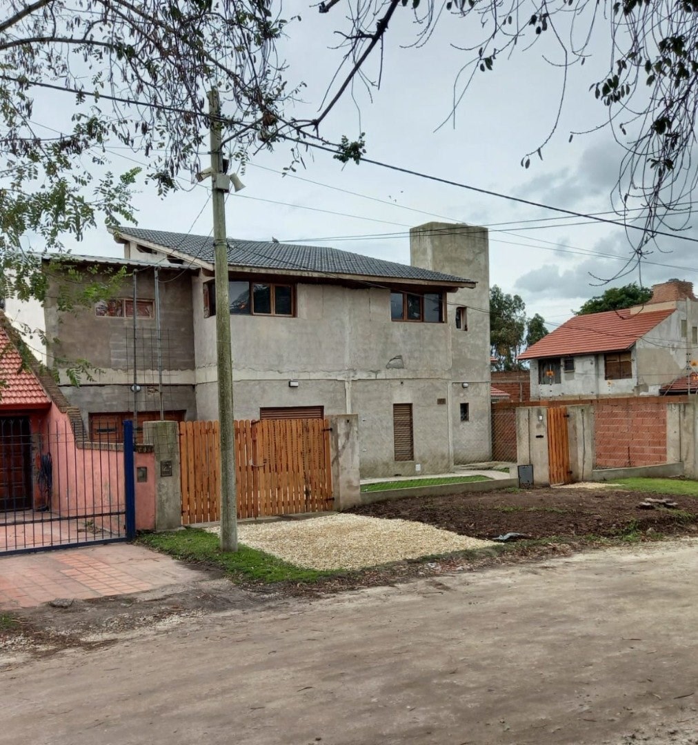 #4313027 | Venta | Casa | Barrio Colinas de Peralta Ramos (Pelazzo Bienes Raices)