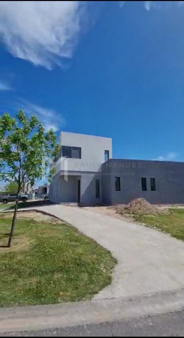 #3225574 | Venta | Casa | Argentina (Paula Mendez Negocios Inmobiliarios)