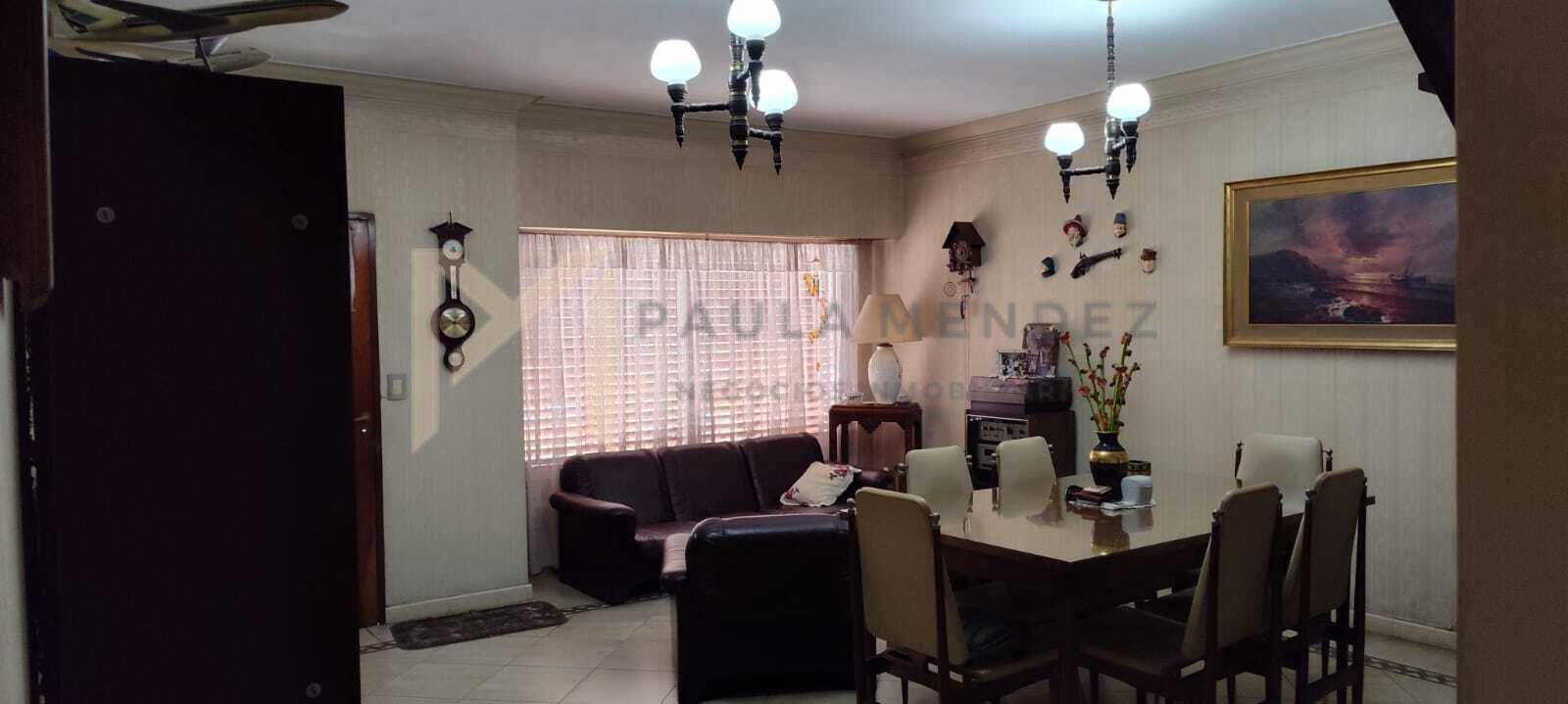 #5389006 | Sale | House | Castelar (Paula Mendez Negocios Inmobiliarios)