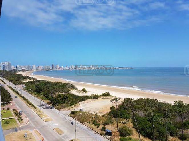 #5471301 | Venta | Local | Playa Mansa (Tizado)