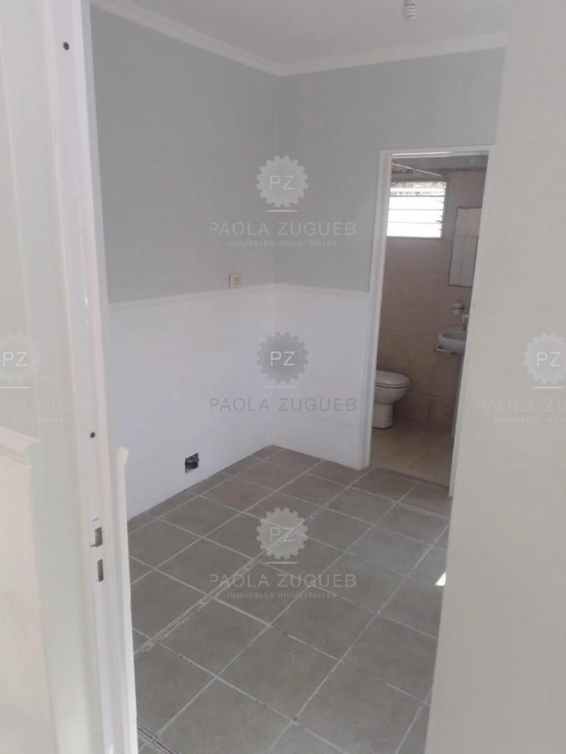 #5315523 | Venta | Casa | Lanus (Paola Zugueb Inmobiliaria)