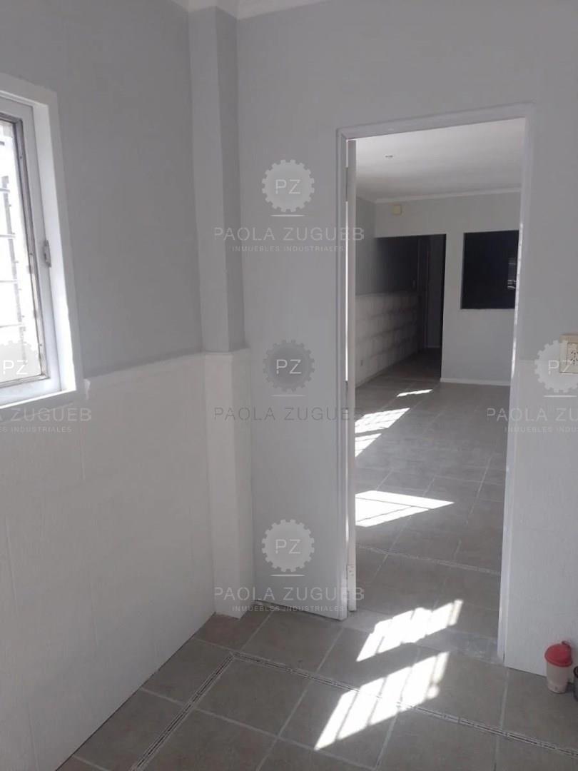 #5315523 | Venta | Casa | Lanus (Paola Zugueb Inmobiliaria)