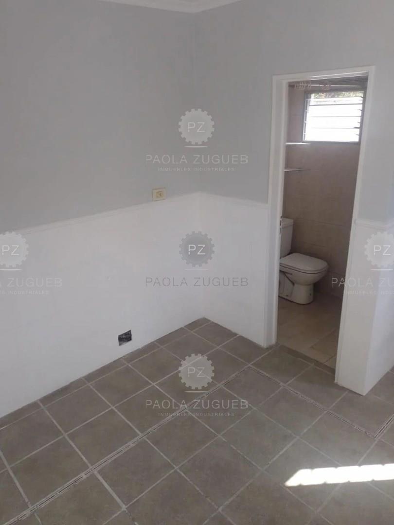 #5315523 | Venta | Casa | Lanus (Paola Zugueb Inmobiliaria)