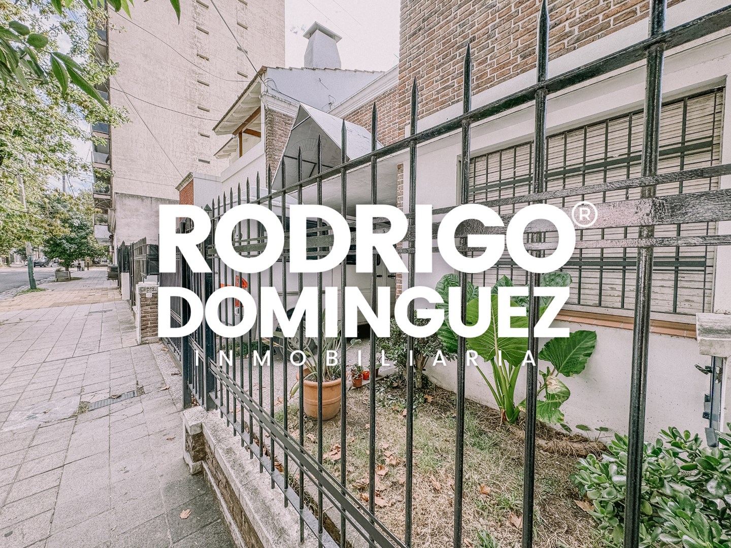 #4959310 | Venta | Casa | Lomas De Zamora (Rodrigo Dominguez Inmobiliaria)