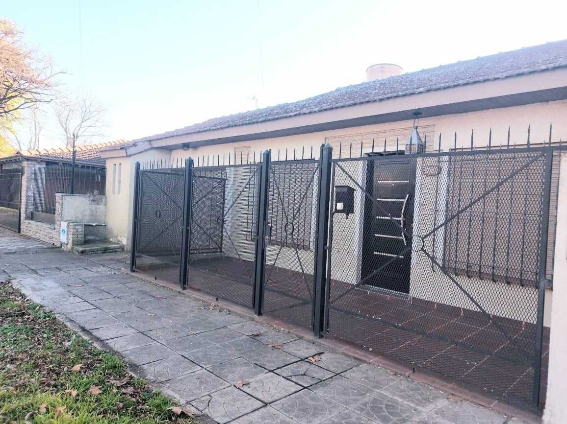 #5351549 | Venta | Casa | Argentina (Rodriguez Rodriguez Negocios Inmobiliarios)