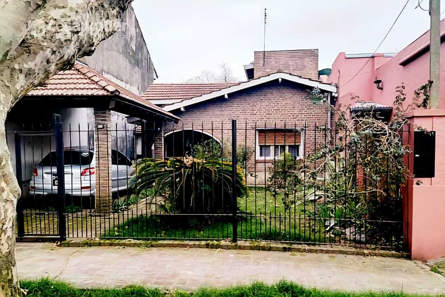 #5375182 | Sale | House | Temperley (Rodriguez Rodriguez Negocios Inmobiliarios)