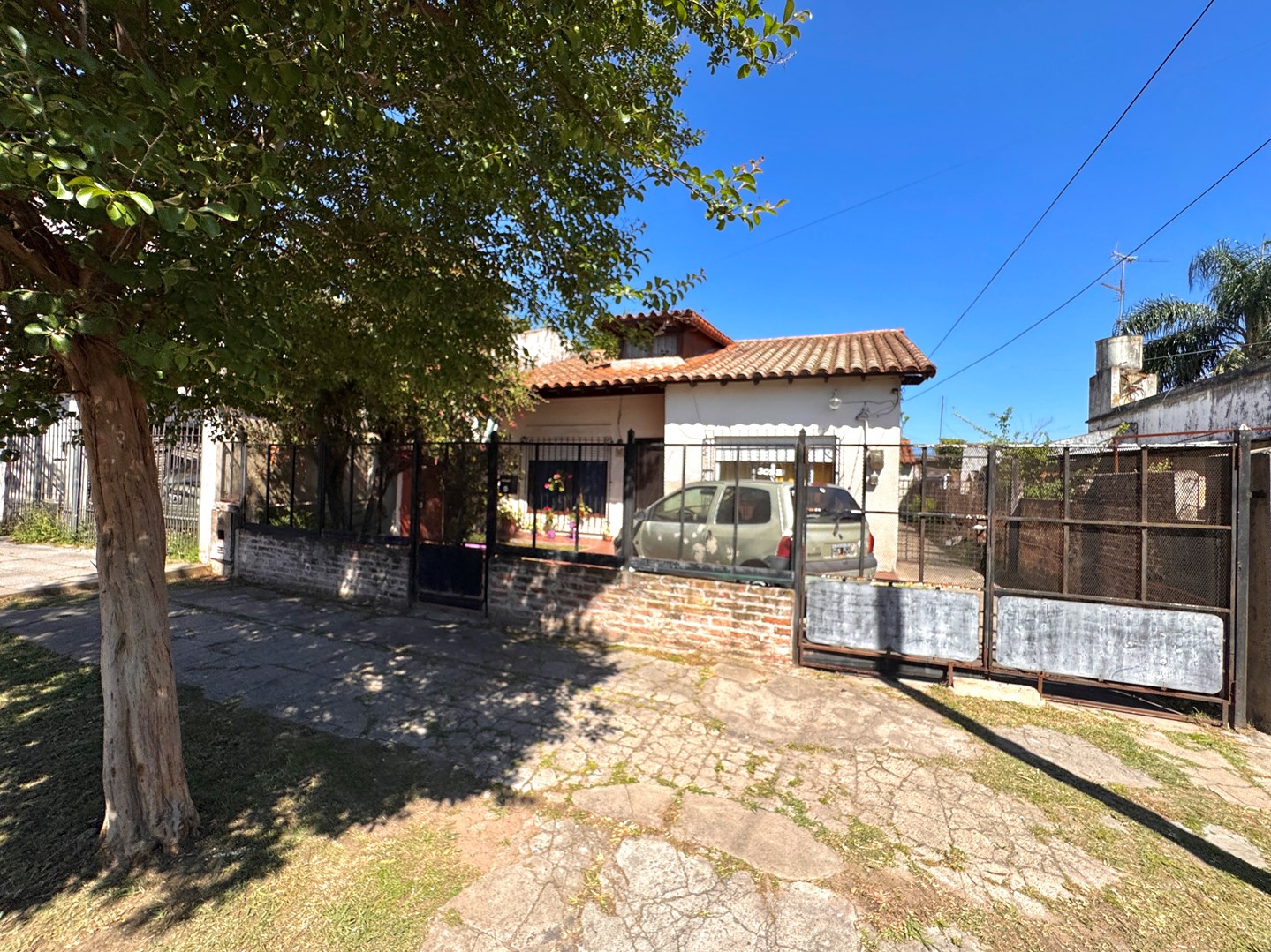 #5420090 | Venta | Casa | Lomas De Zamora (Saad Propiedades)