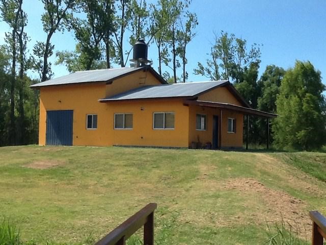 #4895344 | Venta | Casa | Argentina (Samek Propiedades)