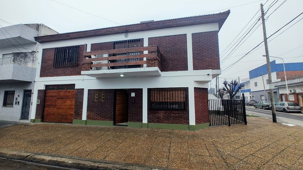 #5353700 | Venta | Casa | Lomas Del Mirador (Sanchez Pereyra Negocios Inmobiliarios )